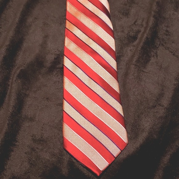 Neck Tie - Picture 1 of 2